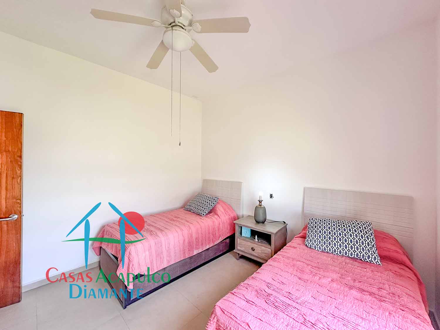 Pacífico Diamante Quilla 102 - Recámara dos 2